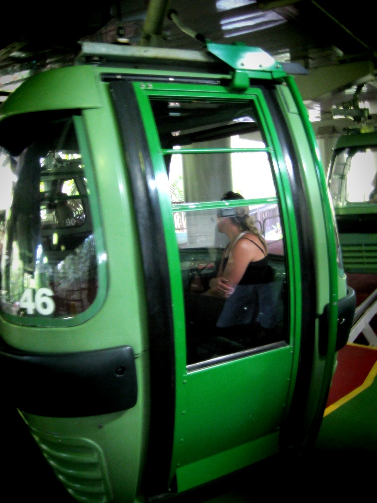 '""'