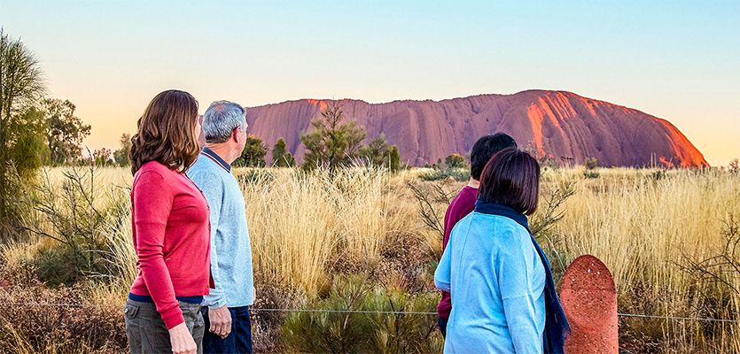 Y40-Uluru-Sunrise.jpg