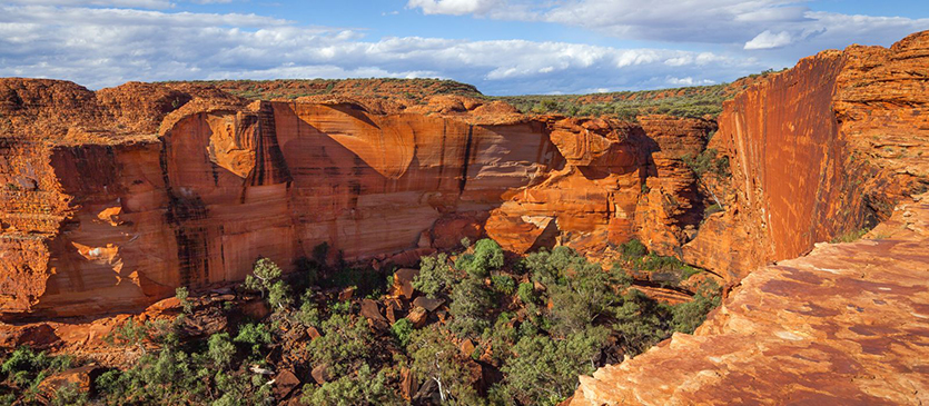 destination-kings-canyon-australia.jpg